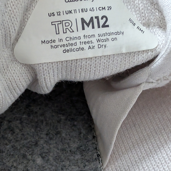 Men's White Allbirds Tree Runners White Size 12 - Picture 6 of 6